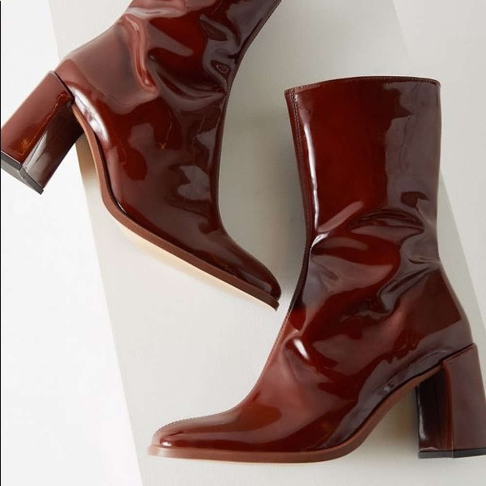 E8 by Miista Asta Brown Patent Leather Boots 🤎